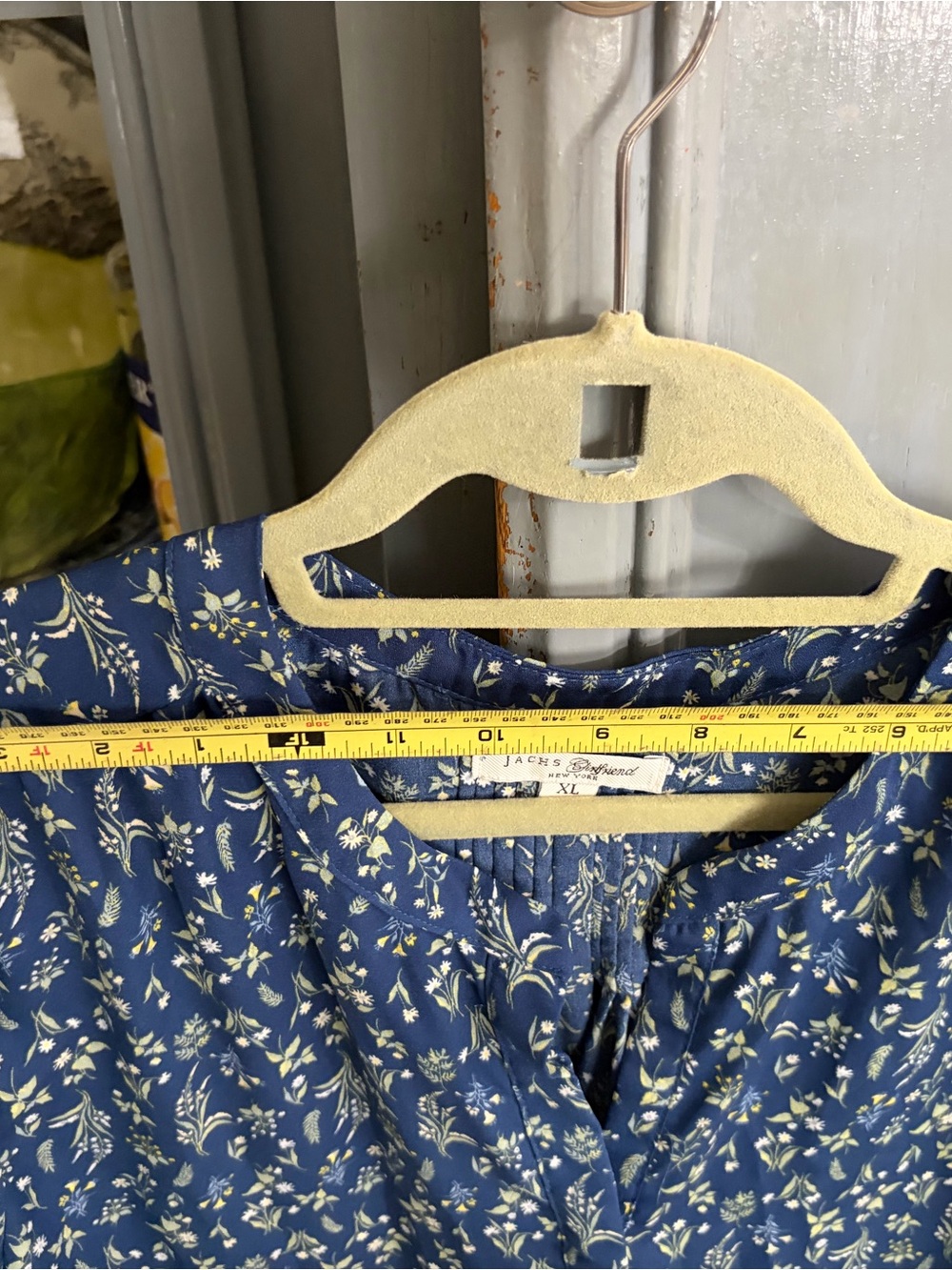 Jachs Navy Blue Floral Button-Front Blouse - Picture 5 of 8